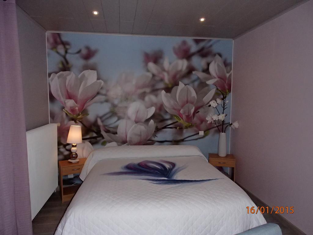 Le P'Tit Bonheur Bed and Breakfast Chilly-sur-Salins Esterno foto