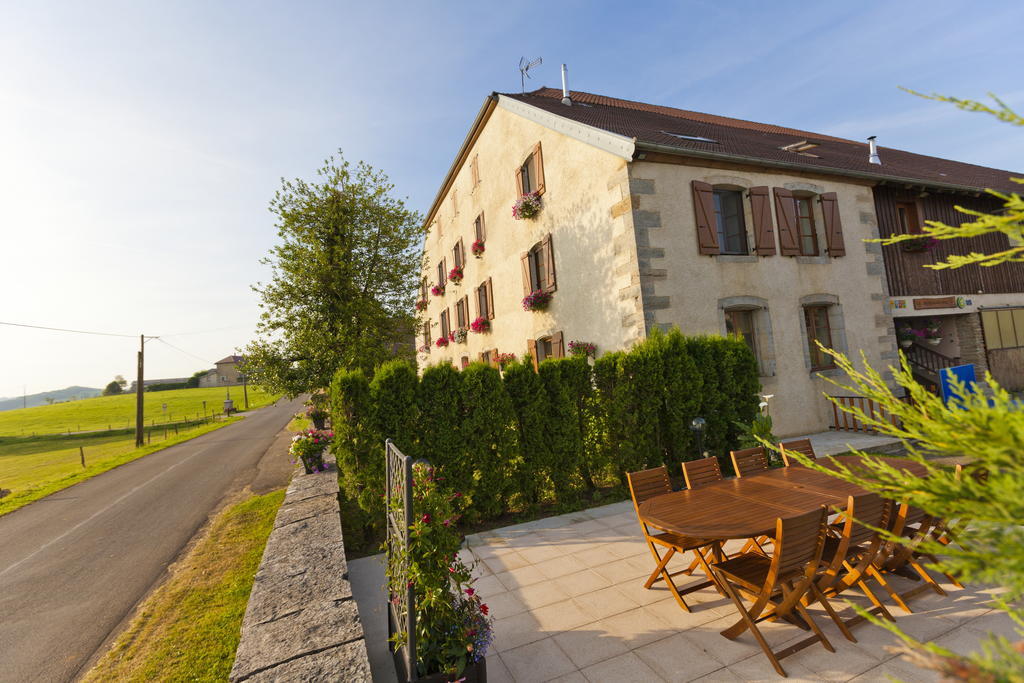 Le P'Tit Bonheur Bed and Breakfast Chilly-sur-Salins Esterno foto